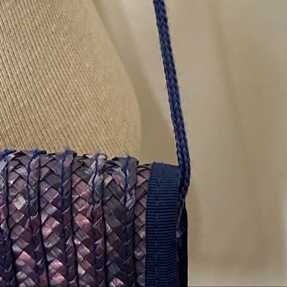 WAVES Lilac and Purple Straw Crossbody Clutch Bag - Picture 3 of 11